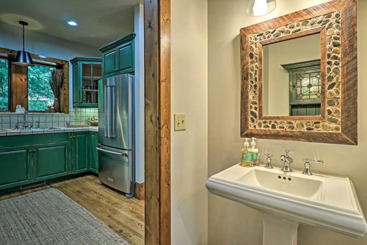 Charming Cashiers Cottage With Screened Porch! Exterior photo